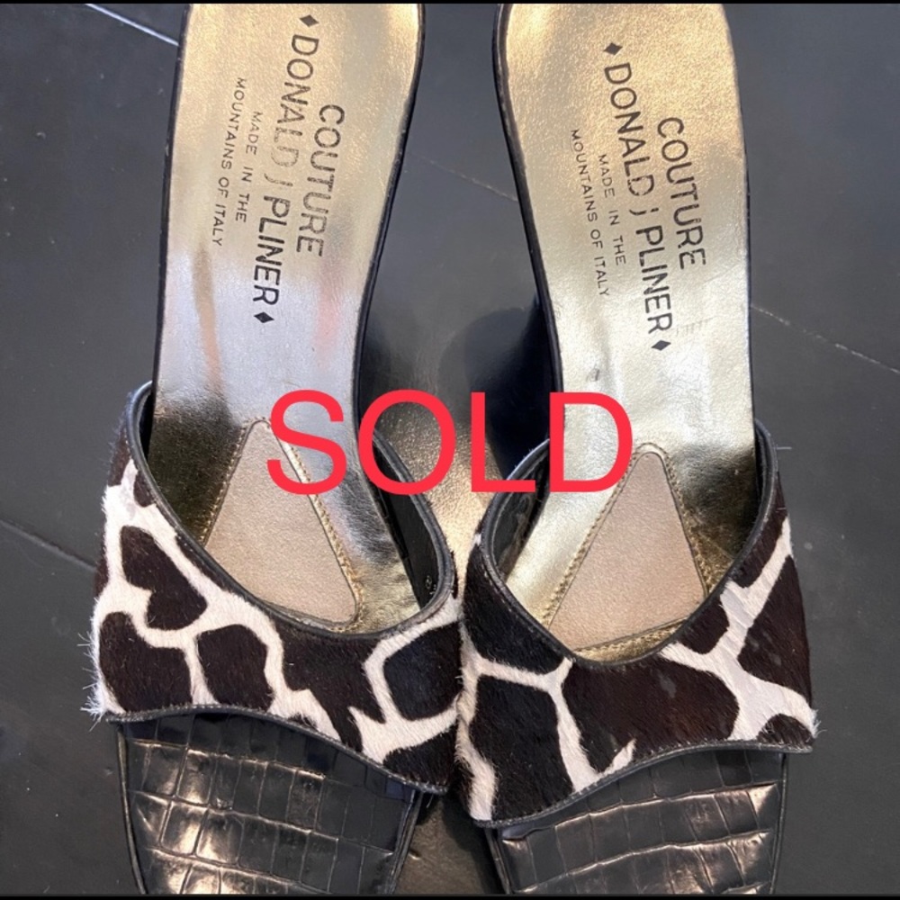 Couture Donald J Pliner platform heel. Size 8 1/2